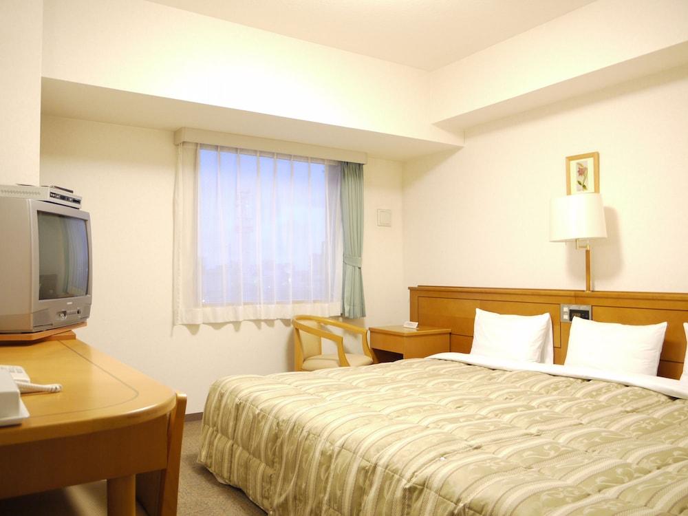 Hotel Route-Inn Niigata Kencho-minami Exterior foto